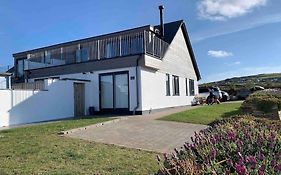 St Agnes Perfect Location, Hot Tub, Sea Views, Gym