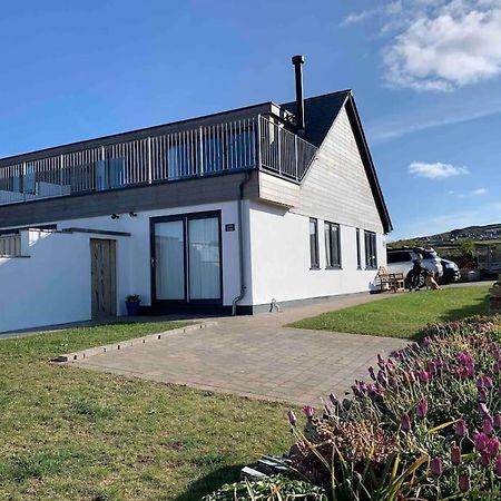St Agnes Perfect Location, Hot Tub, Sea Views, Gym Apartment Exterior photo