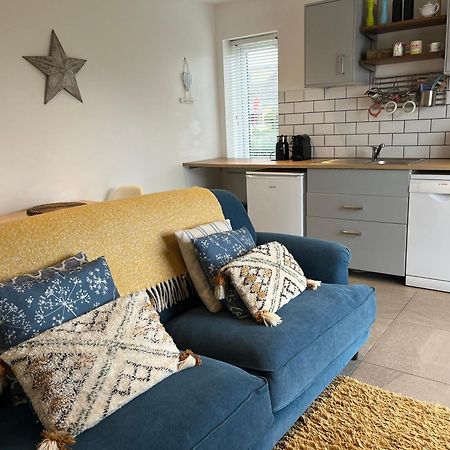 St Agnes Perfect Location, Hot Tub, Sea Views, Gym Apartment Exterior photo