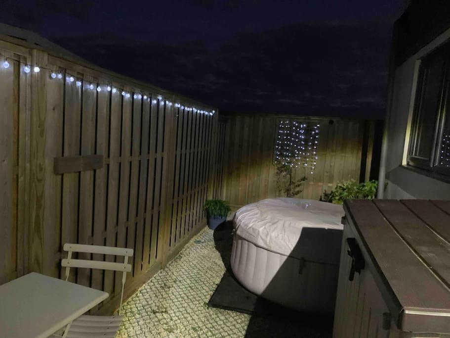 St Agnes Perfect Location, Hot Tub, Sea Views, Gym Apartment Exterior photo
