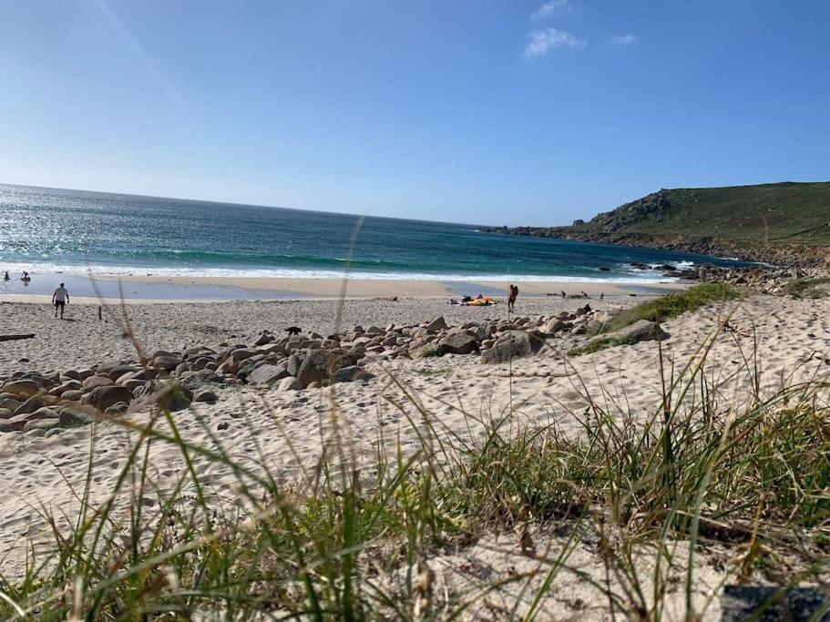 St Agnes Perfect Location, Hot Tub, Sea Views, Gym Apartment Exterior photo